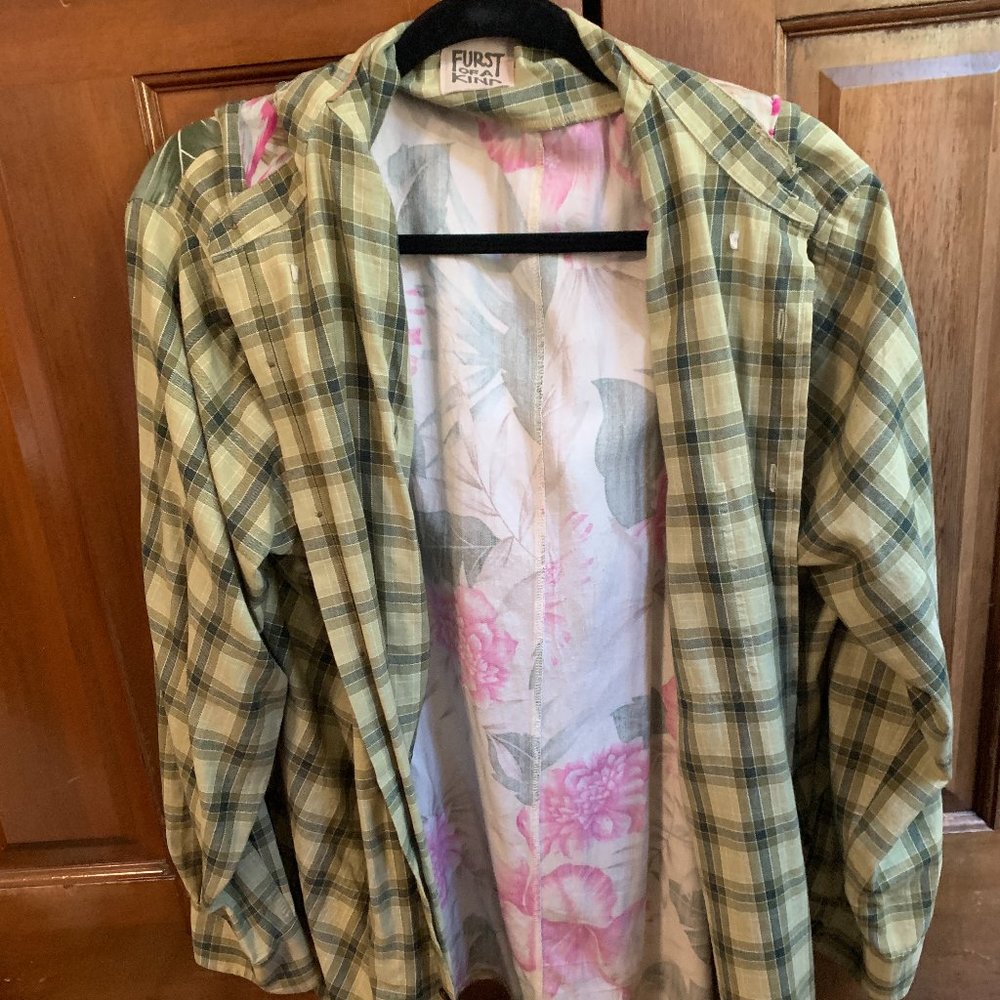 LF Floral Back Reworked Hooded Flannel - - Picture 2 of 4